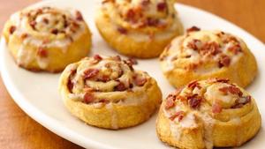 Maple Bacon Breakfast Rolls