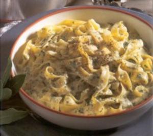 Pasta Fettuccine and Herbed Cheese Sauce