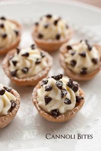 Cannoli Cups