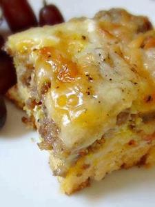 Sausage,Egg and Biscuit Casserole