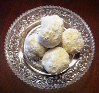 Pecan Butter Balls- A MomMom's Favorite!